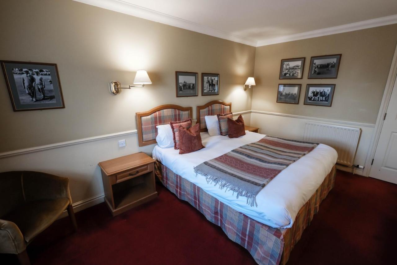 York Pavilion Hotel, Sure Hotel Collection By Best Western Exterior photo