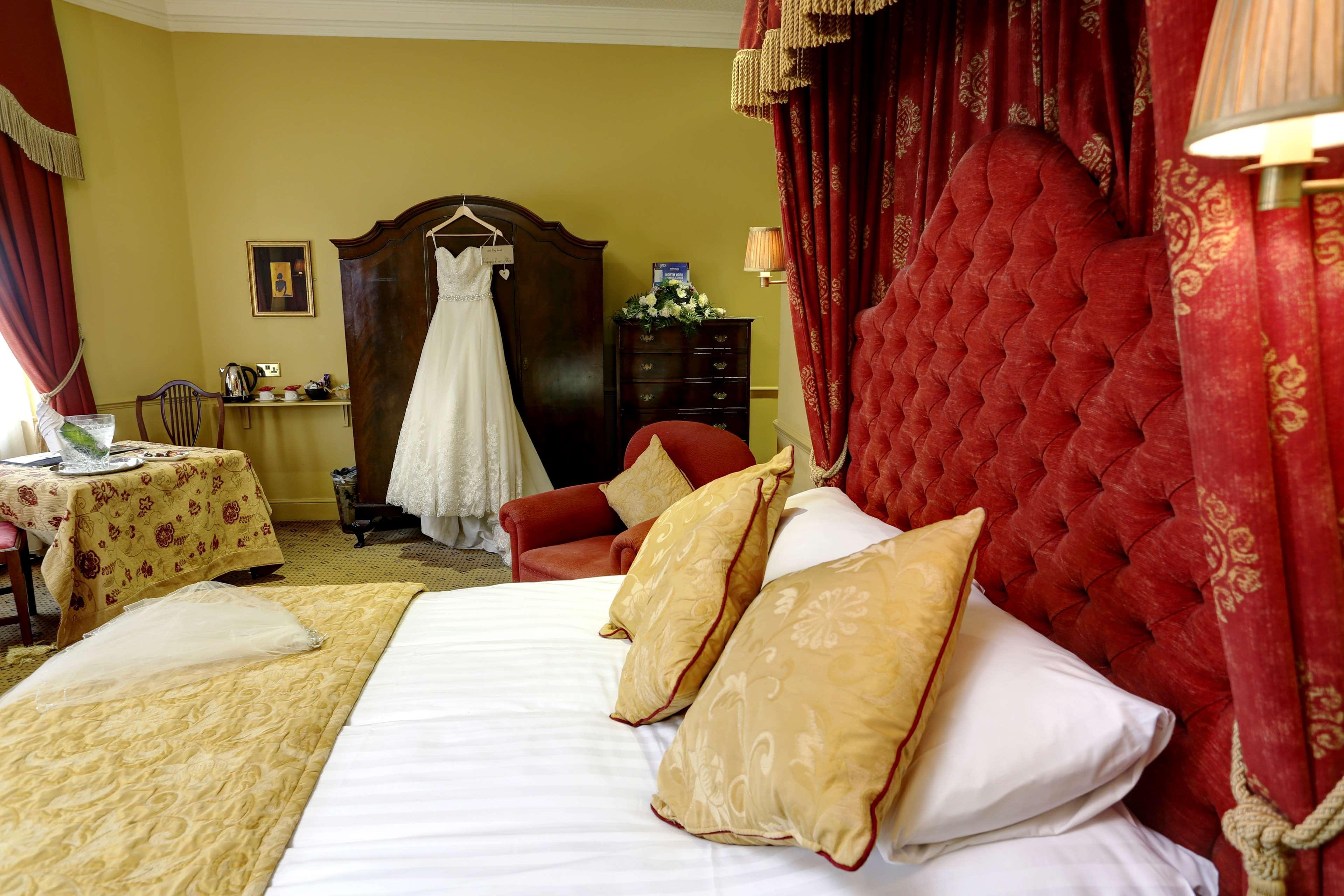 York Pavilion Hotel, Sure Hotel Collection By Best Western Exterior photo