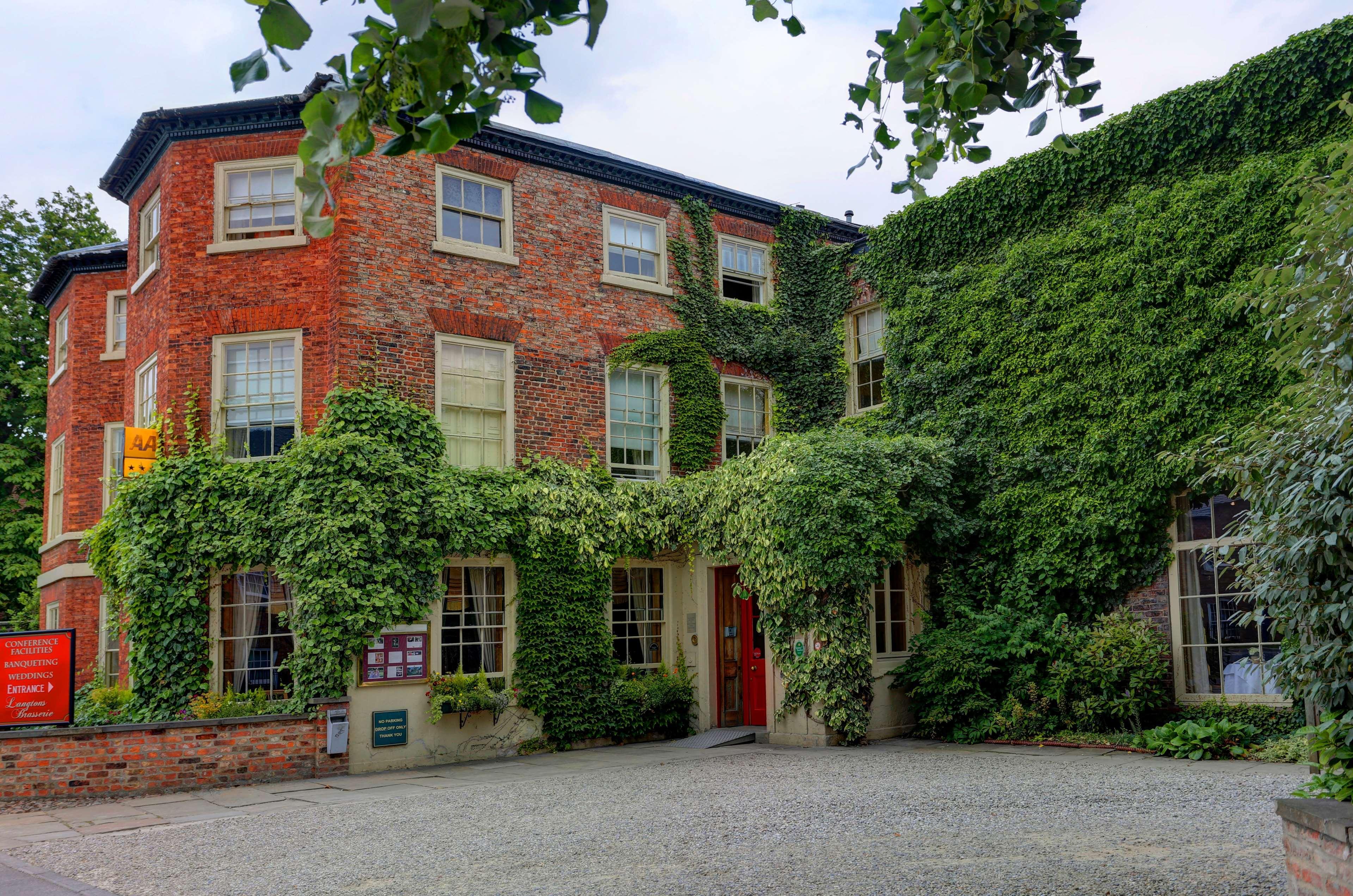 York Pavilion Hotel, Sure Hotel Collection By Best Western Exterior photo
